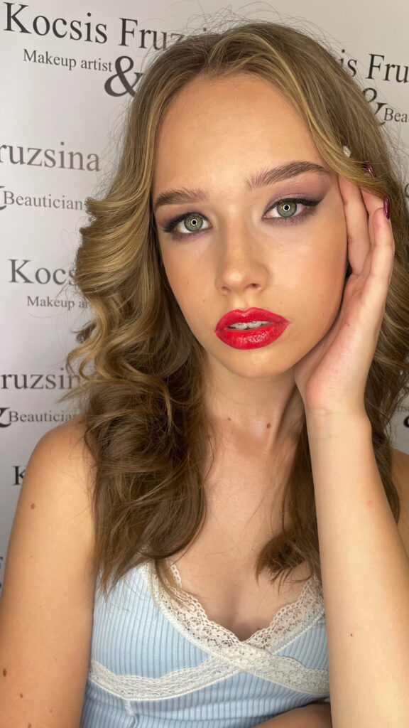 C7AF33F7 0D89 44C1 86F8 F8B1A1961AA7 576x1024